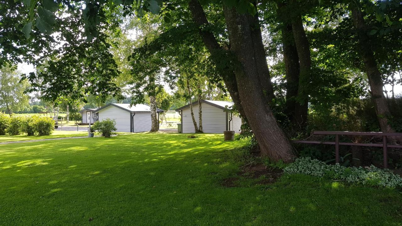 Backgardens Stugby Villa Axvall Exterior foto